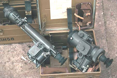 На все автоматы «сотой серии (так же как и на АК74М) могут устанавливаться поствольные гранатомёты ГП-25, ГП-30, и вся гамма армейских оптических прицелов, в том числе и ночных