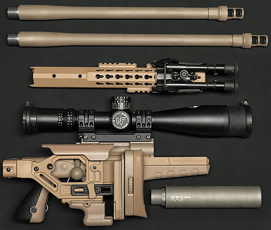 CSR означает Consealable Sniper Rifle, то есть снайперская винтовка для скрытого ношения; несложно увидеть, почему