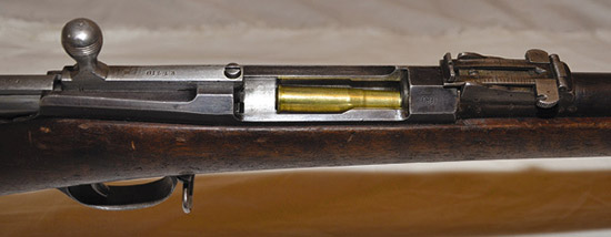 Винтовка «Бердан № 2» очень проста и надежна в эксплуатации. Но ее запаса прочности не хватило для использования патронов с бездымными порохами.