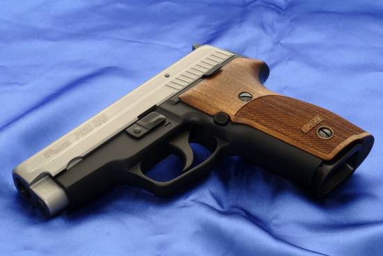 Sig Sauer P229 SAS