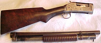 Winchester M1897 с отсоединенным коротким стволом