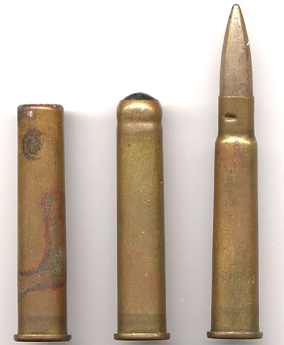 Слева-направо: .410 Buckshot Mark I, .410 Ball Mark I, .303 British