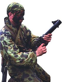 Польский спецназовец с легким гранатометом wz.1983 «PALLAD-D»