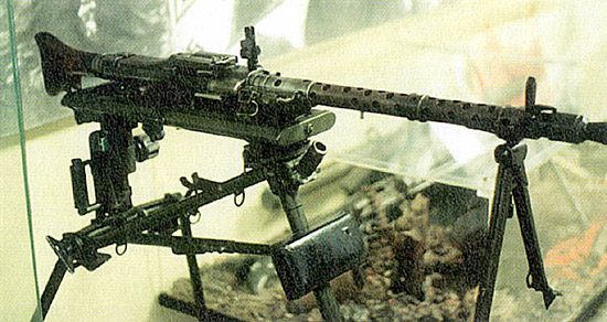 MG-42 на станке