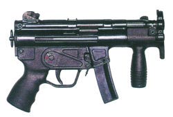 9-мм пистолет-пулемет Heckler & Koch МР.5К, принятый на вооружение ГСГ-9
