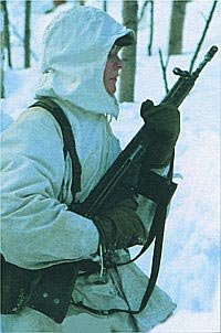 Солдат бундесвера со штурмовой винтовкой G.3A3