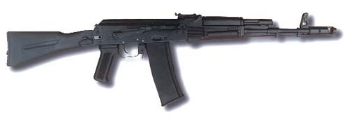 АК101. Автомат разработан под патрон 5,56х45 NATO. Так же как и у АК74М приклад, магазин, пистолетная рукоятка и ствольная накладка выполнены из стеклонаполненного полиамида По данным редакции журнала, АК101 обеспечивает лучшую кучность при стрельбе очередями, чем М16А2