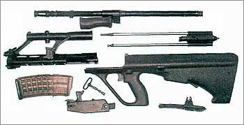 Армейская универсальная винтовка Штейер AUG 77
