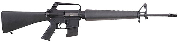 M16A1 выпускается с 1967 года, на винтовке имеется механизм «forward assist»