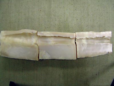 Временная пульсирующая полость из желатинового блока, имитирующего человеческий организм, после стрельбы из пистолета «Кольт» М 1911А1