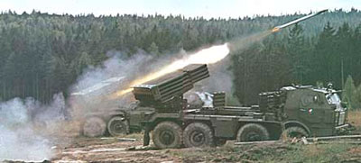 Пуск реактивного снаряда системы Град. Базовая машина Tatra-813.