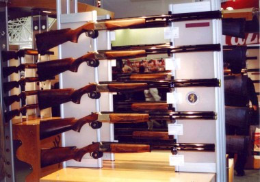 Модельный ряд вертикалок Browning включает охотничьи и спортивные образцы