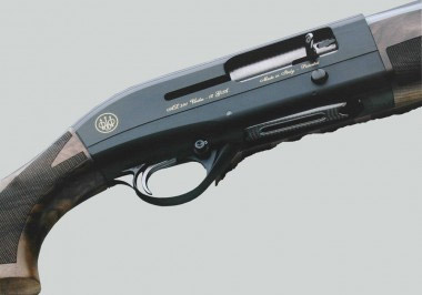 Охотничье самозарядное ружье Beretta AL391 Urika 12-го калибра с компенсатором отдачи
