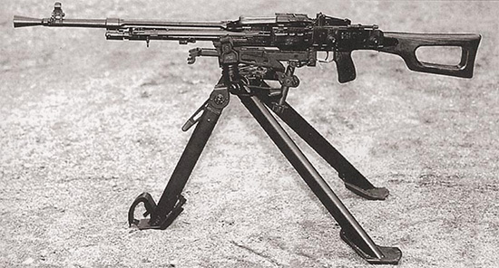7,62-мм единый пулемет Никитина-Соколова на станке-треноге Саможенкова. Опытная модель 1958 г.