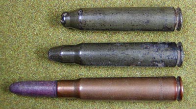Сверху - вниз: 7,92x57 винтовочный холостой патрон Маузер 33; 7,92x57 винтовочный гранатометный патрон Маузер с удлиненной гильзой; 7,92x57 винтовочный гранатометный патрон Маузер с деревянной пулей
