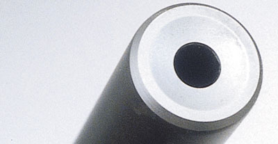 Дульный срез ствола Remington 700 Stainless имеет тарельчатую вогнутую форму для предотвращения повреждений.