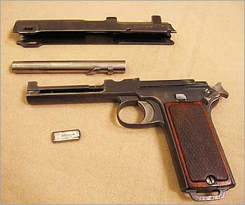 9-мм самозарядный пистолет «Штейер»