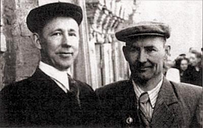 Редкая фотография начала 1950-х гг. – два тульских оружейника и два друга: И.А. Афанасьев и Н.Ф. Макаров на первомайской демонстрации в Туле