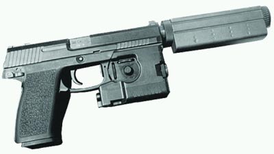 .45 пистолет НК SOCOM Мk. 23 Моd. 0 с глушителем Heckler&Koch «Pelican» и лазерным целеуказателем LAM