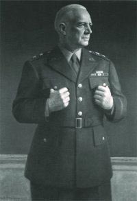 Генерал Уильям Доннован — руководитель УСС