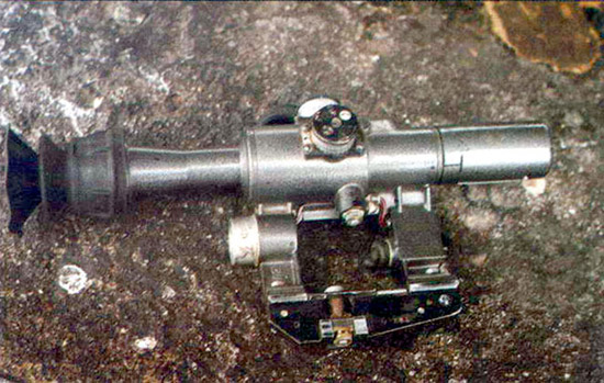 Прицел оптический снайперский ПСО-1. кроме штатного использования во многих «горячих» точках применяется и на автоматах и пулеметах, имеющих планку крепления ночного прицела