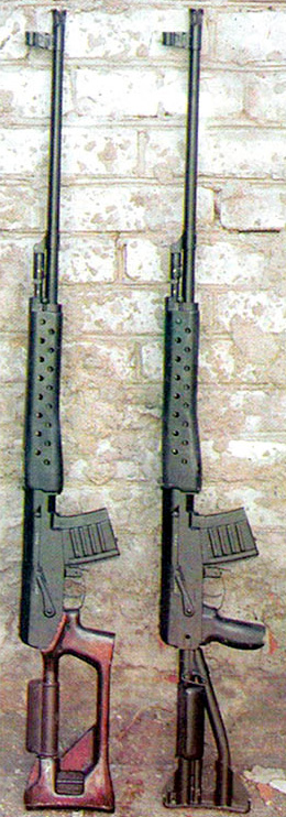 Общий вид 6-мм самозарядных снайперских винтовок СВК (слева) и СВК-С