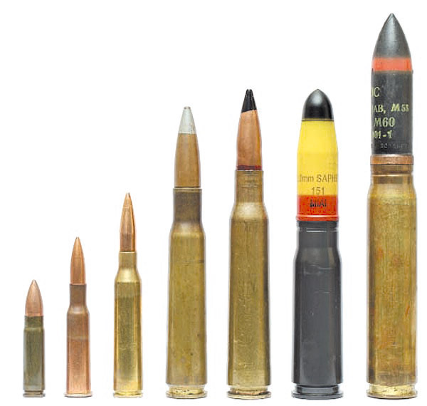 Снайперские боеприпасы слева – направо: СП-5 (9x39), 7,62x54R, .338 Lapua Mag., .50 BMG (12,7x99), 12,7x108,20x81 Mauser, 20x110 «Испано-Сюиза»