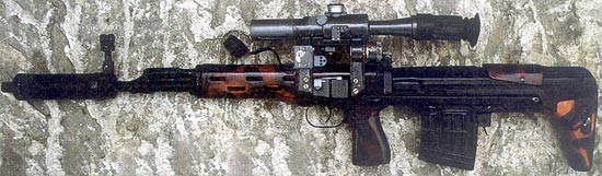 СВД-У – экспериментальный вариант укороченной винтовки Драгунова, оснащенный прибором бесшумной стрельбы