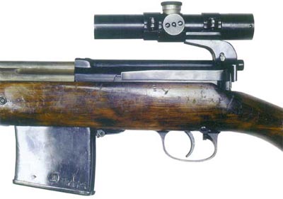 Фрагмент снайперской винтовки СВТ-40 с оптическим прицелом ПУ