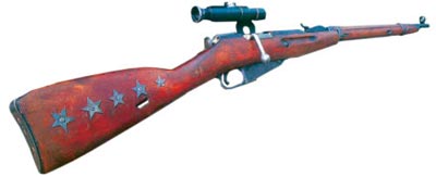 Снайперская винтовка образца 1891/1930 года с прицелом ПУ и отметками «побед» на прикладе